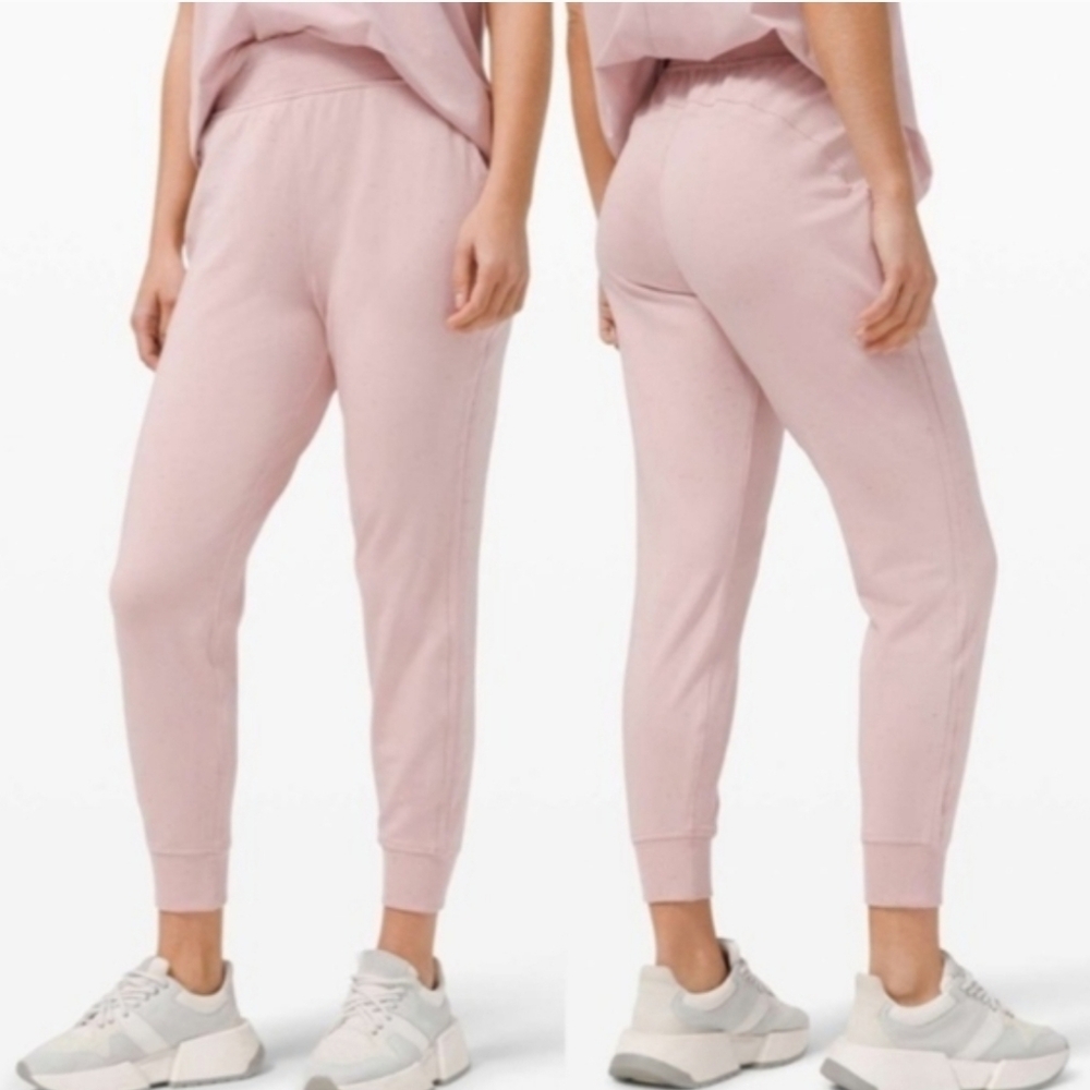 Lululemon Warn Berry Joggers